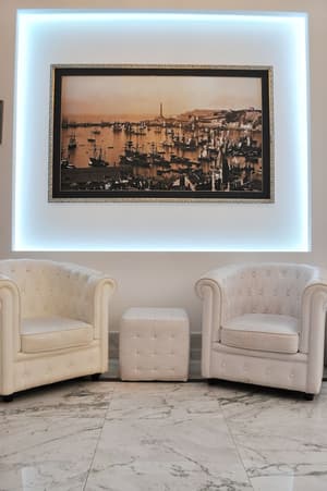 thumbnail: Lobby sitting area