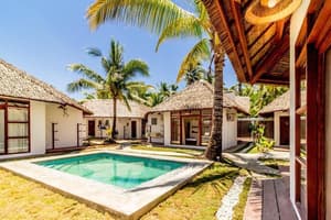 thumbnail: Outdoor pool