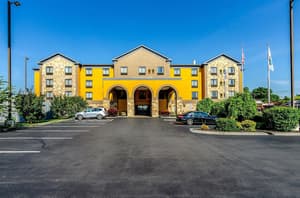thumbnail: Exterior