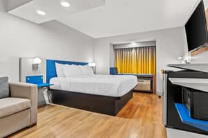 thumbnail: Room