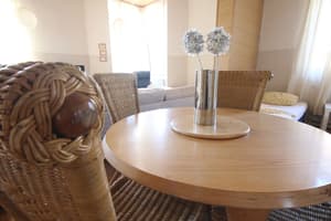 thumbnail: Interior
