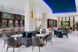 thumbnail: Bar (on property)