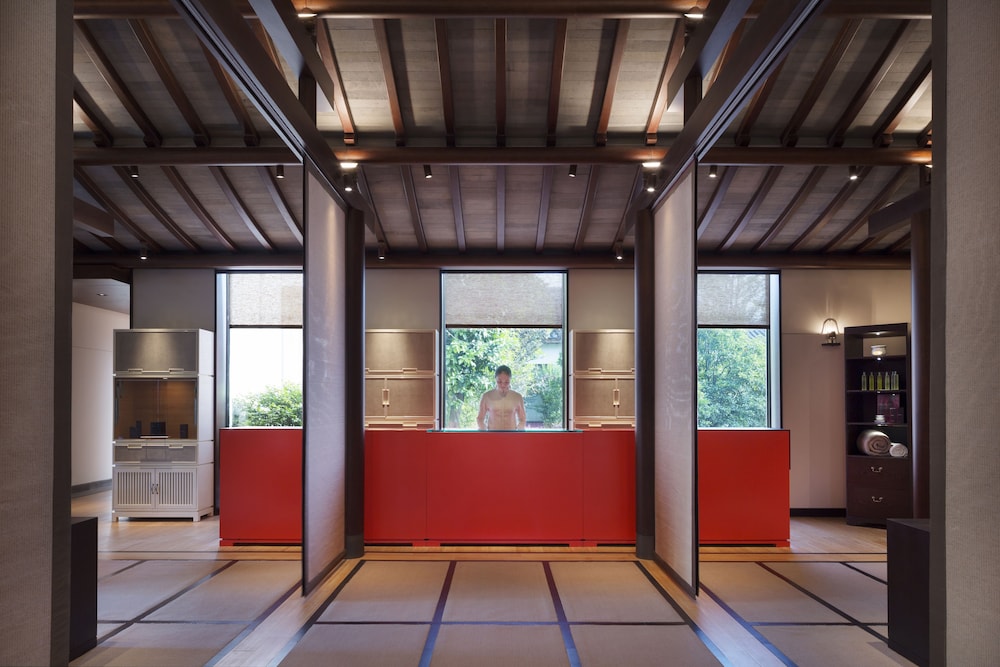 Spa reception