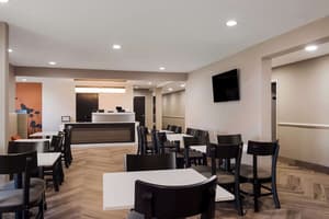 thumbnail: Breakfast area
