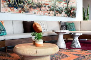 thumbnail: Lobby sitting area