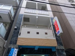 thumbnail: c922d6b74fccda988cbeccfe3a85c1d5.jpeg