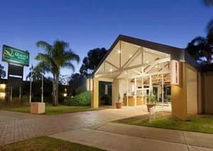 thumbnail: Front of property