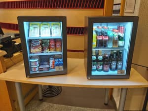 thumbnail: Snack bar