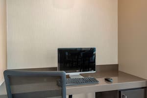 thumbnail: Business center