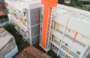 thumbnail: Exterior