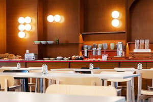 thumbnail: Restaurant
