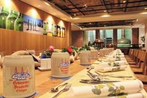 thumbnail: Restaurant