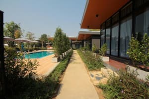thumbnail: Pool