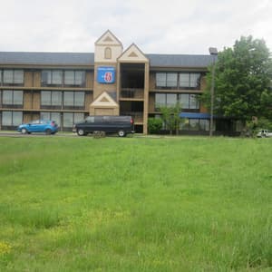 thumbnail: Exterior