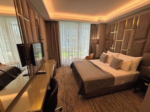 thumbnail: Room