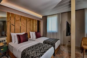 thumbnail: Room