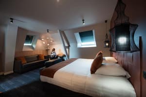 thumbnail: Room