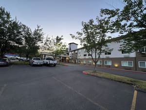 thumbnail: Front of property