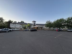 thumbnail: Front of property - evening/night