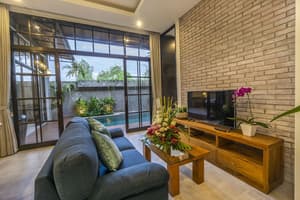 thumbnail: Living room