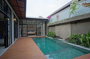 thumbnail: Private pool