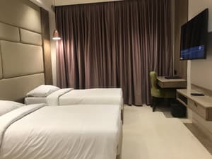 thumbnail: Room