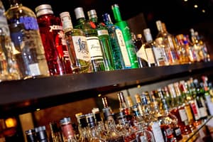 thumbnail: Bar (on property)