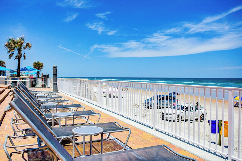 Sundeck