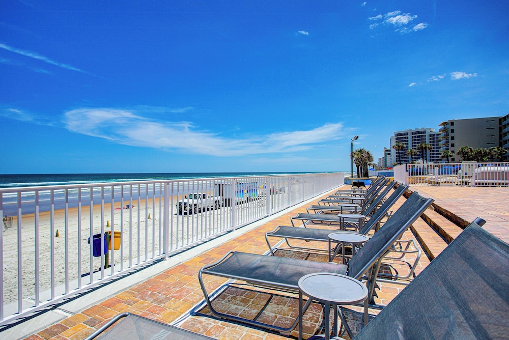Sundeck