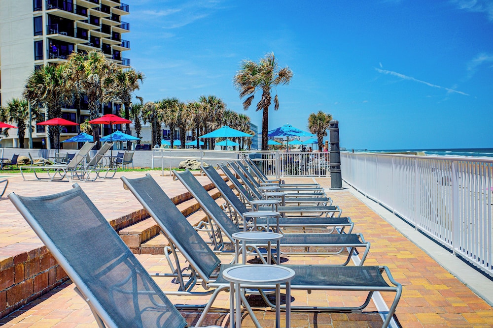 Sundeck