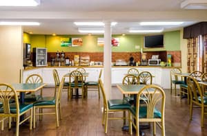 thumbnail: Restaurant