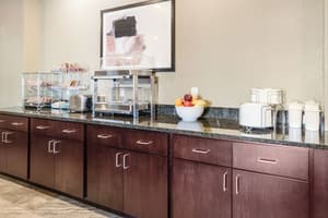 thumbnail: Breakfast area