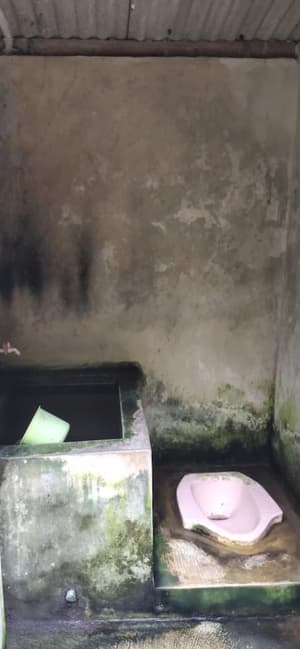 thumbnail: Bathroom sink