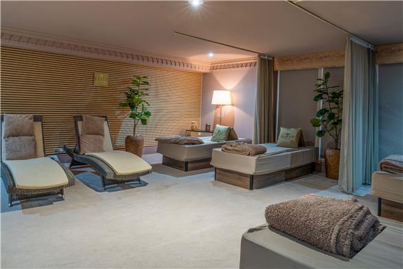 On-Site,Property Amenity,Spa