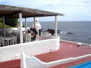 thumbnail: Bar (on property)