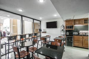 thumbnail: Breakfast area