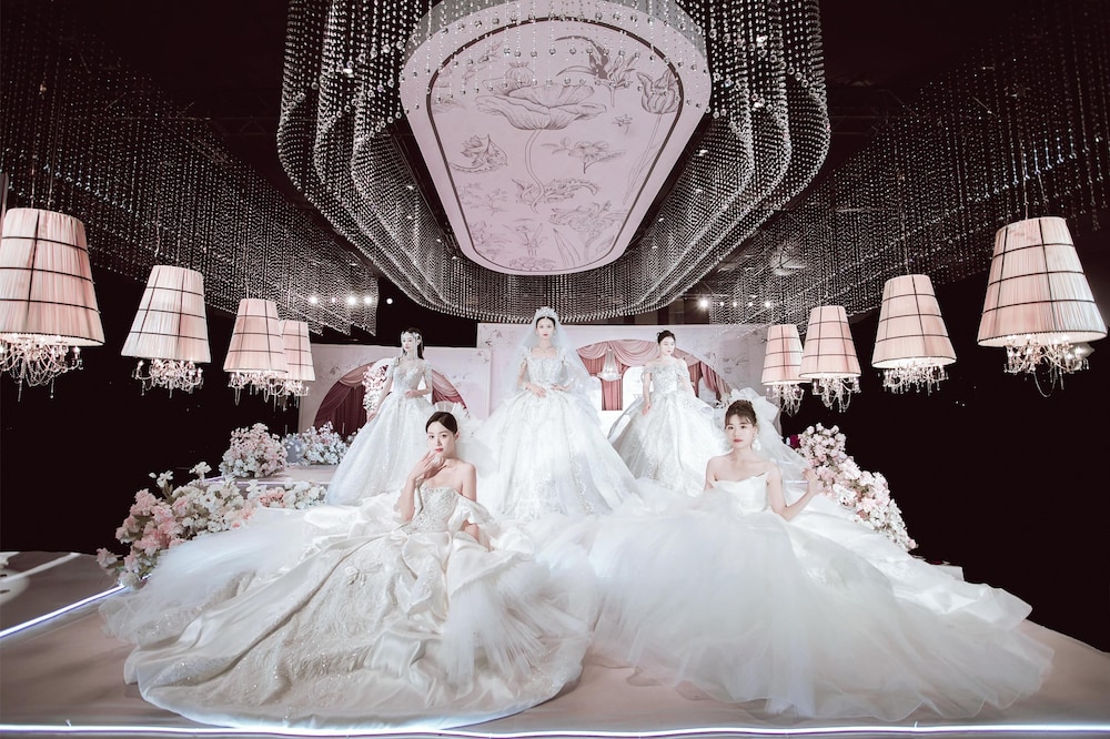 Indoor wedding