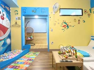 thumbnail: Room