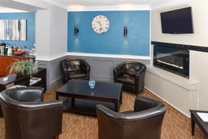 thumbnail: Lobby sitting area