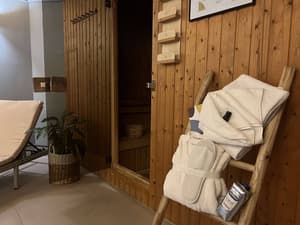 thumbnail: Sauna