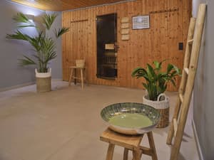 thumbnail: Sauna