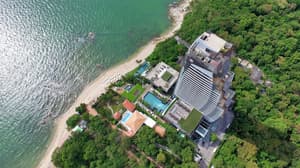 thumbnail: Exterior