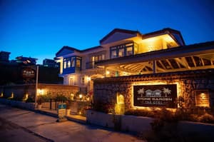 thumbnail: Exterior