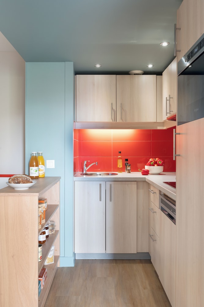 Private kitchenette