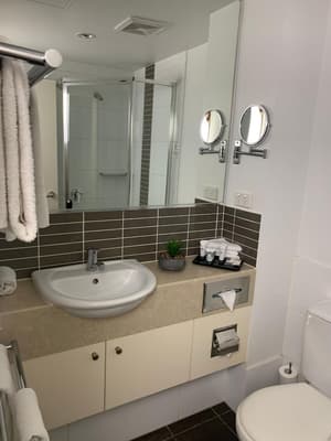 thumbnail: Bathroom
