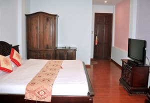 thumbnail: Room