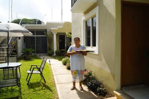 thumbnail: Room service - dining