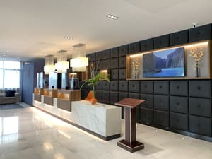 thumbnail: Reception