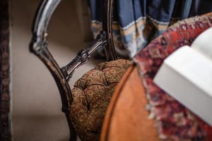 thumbnail: Interior detail