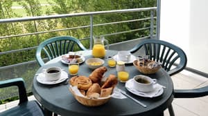 thumbnail: Breakfast meal